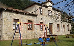 Rurales La Escuela Buelles